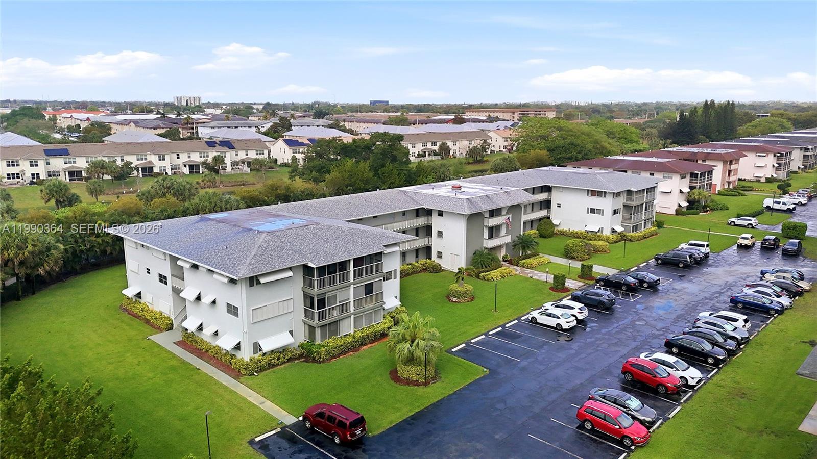 1200 Hillcrest Ct #306 Hollywood, FL 33021