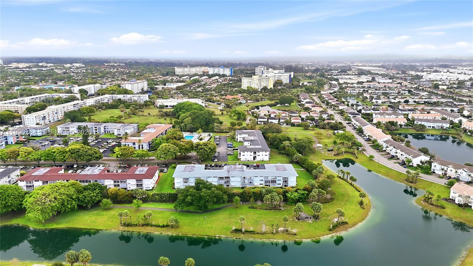 1200 Hillcrest Ct #306 Hollywood, FL 33021