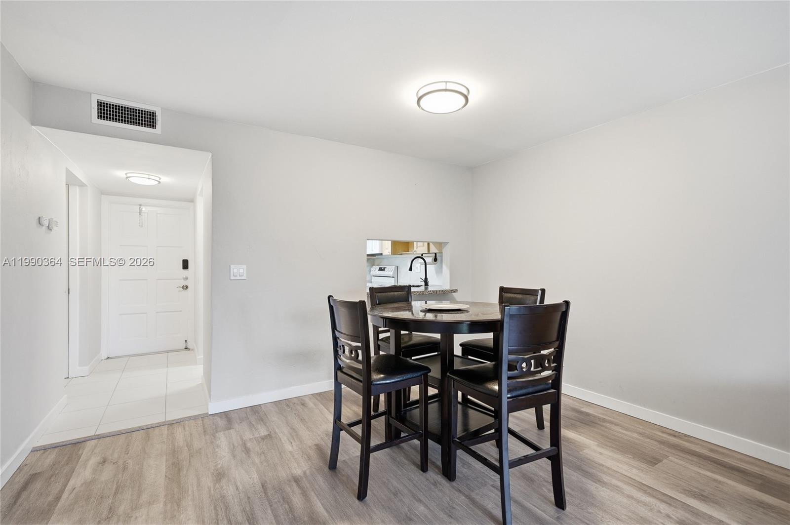 1200 Hillcrest Ct #306 Hollywood, FL 33021