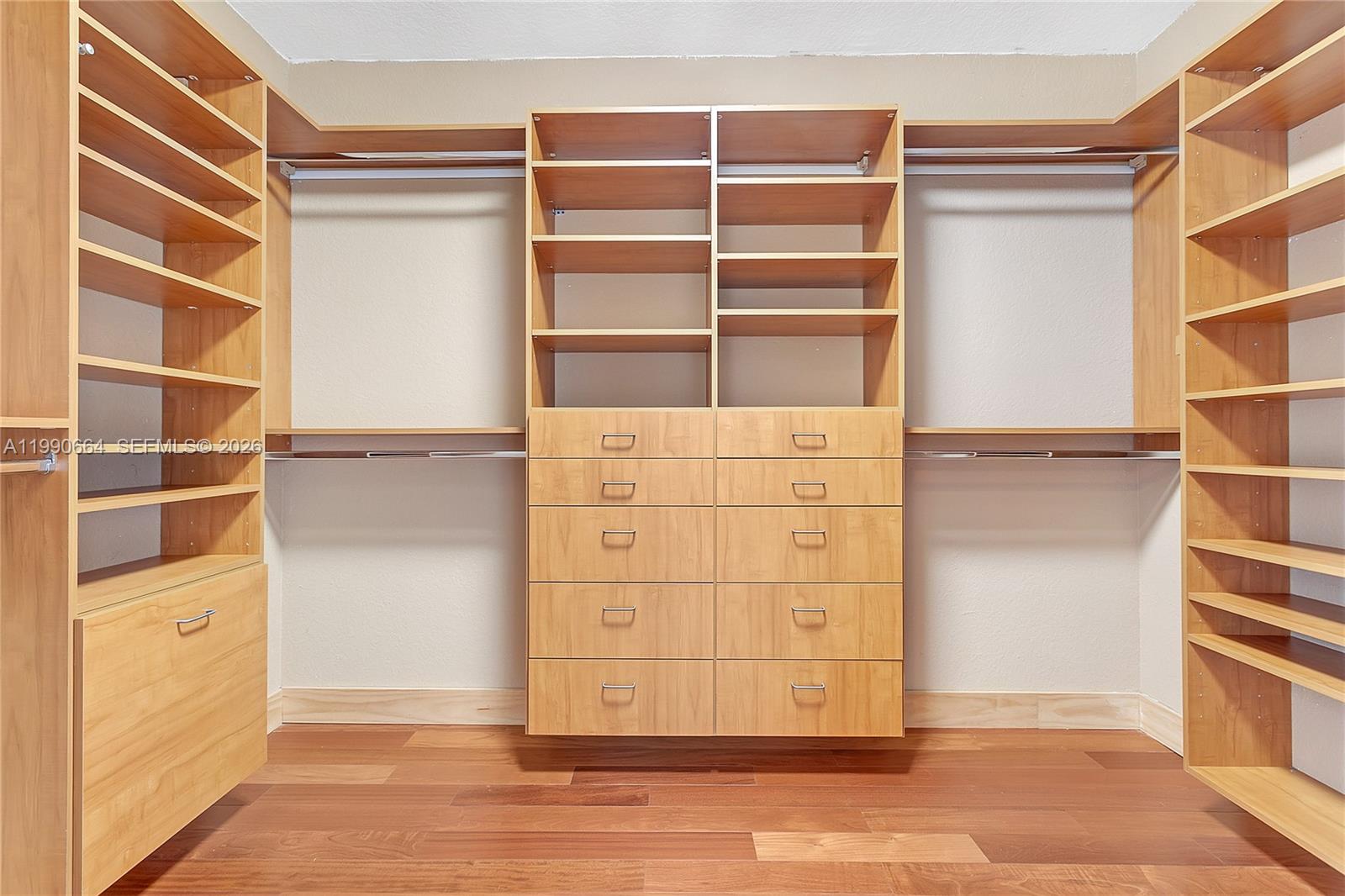 11304 NW 79th Ln Doral, FL 33178