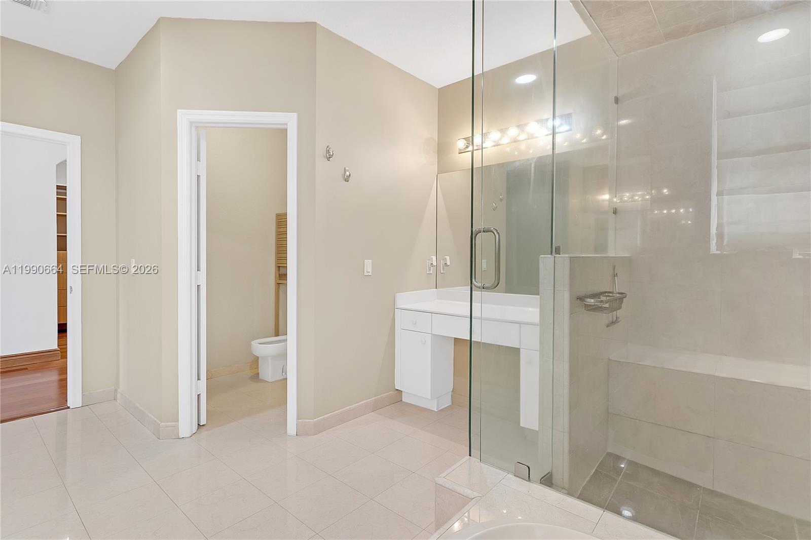 11304 NW 79th Ln Doral, FL 33178