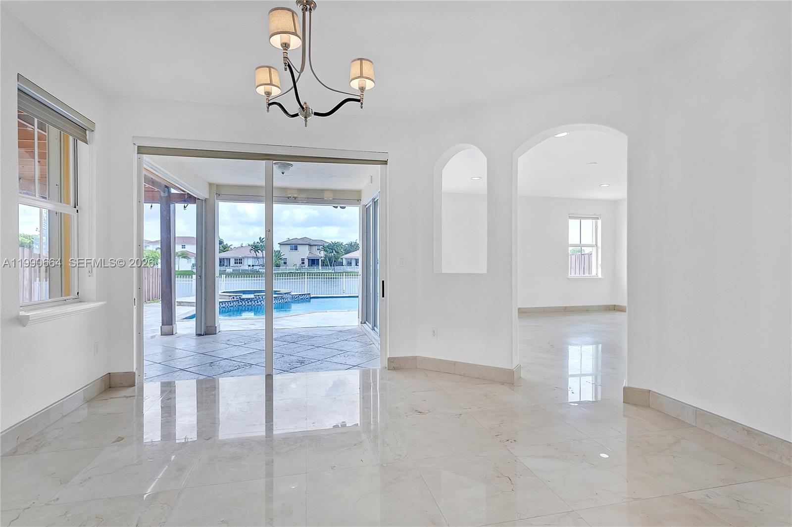 11304 NW 79th Ln Doral, FL 33178