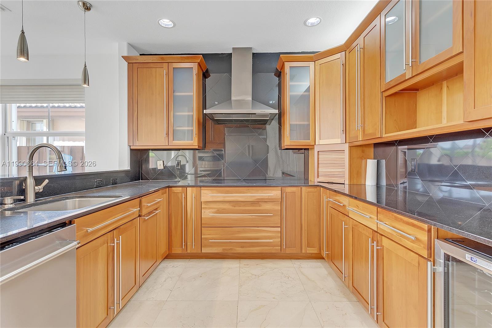 11304 NW 79th Ln Doral, FL 33178