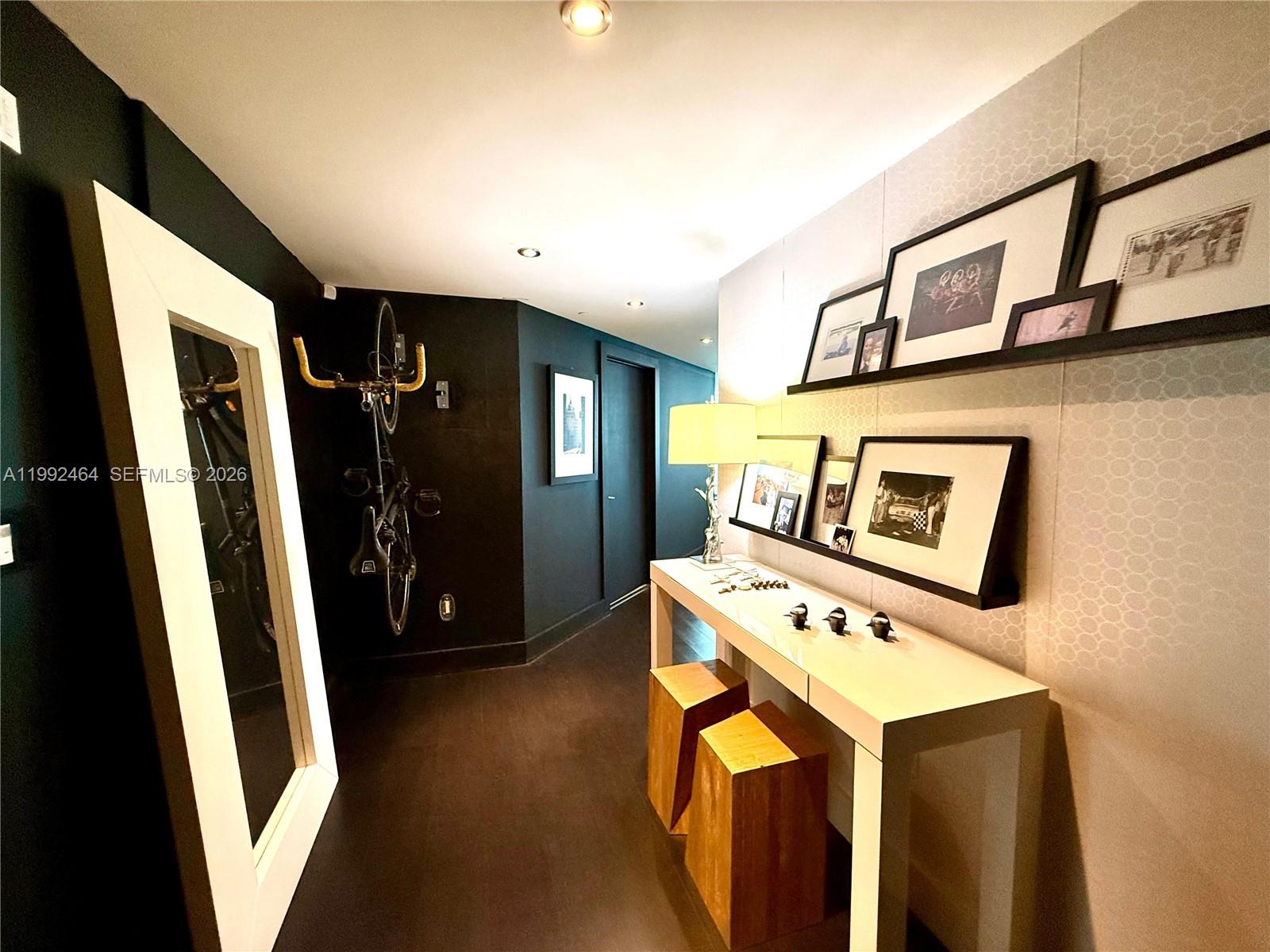 image 500 Brickell West1