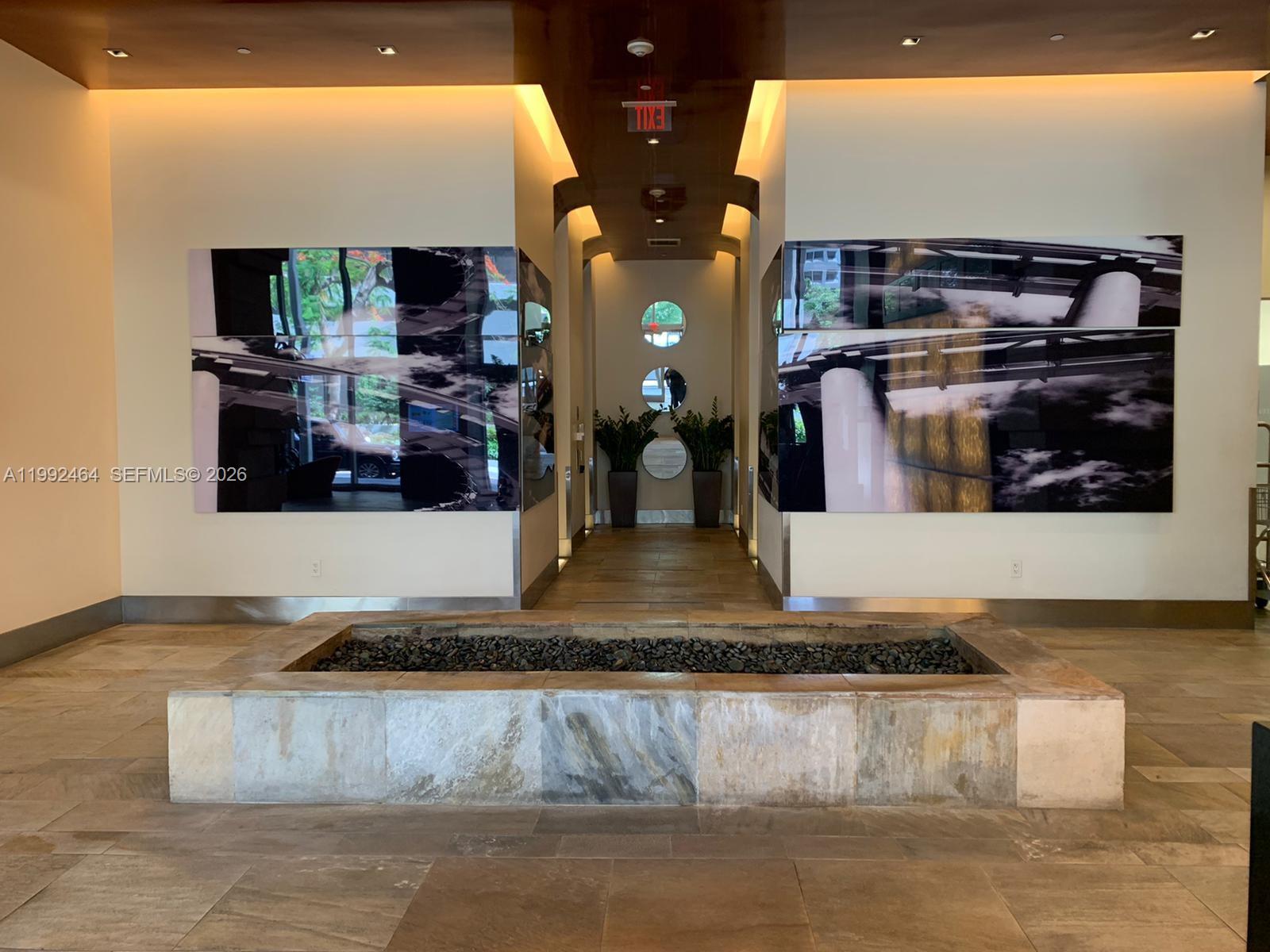 image 500 Brickell West24