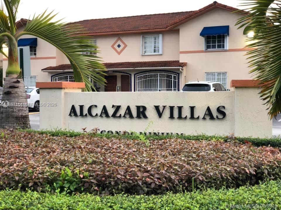 2246 W 74th St #202-10 Hialeah, FL 33016