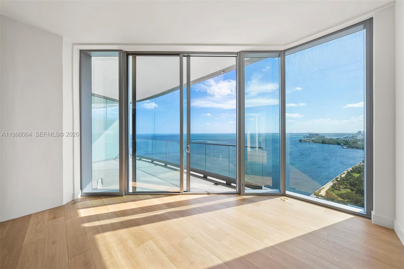 175 SE 25th Rd #2003 Miami, FL 33129