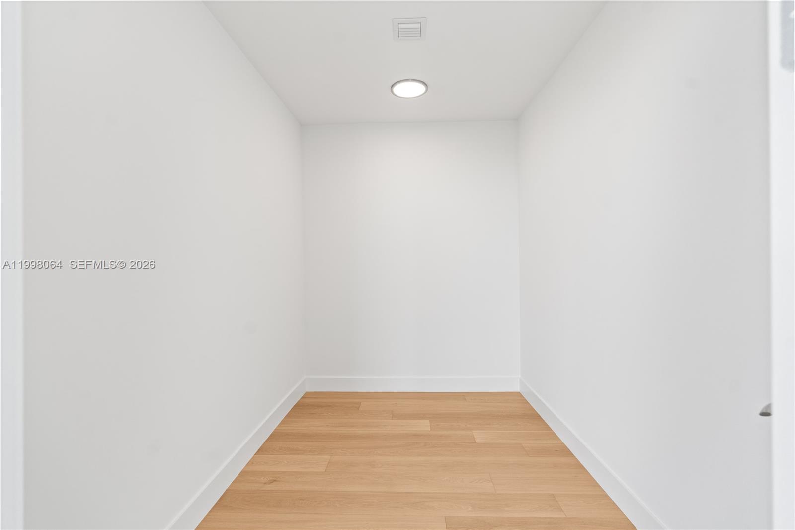 175 SE 25th Rd #2003 Miami, FL 33129