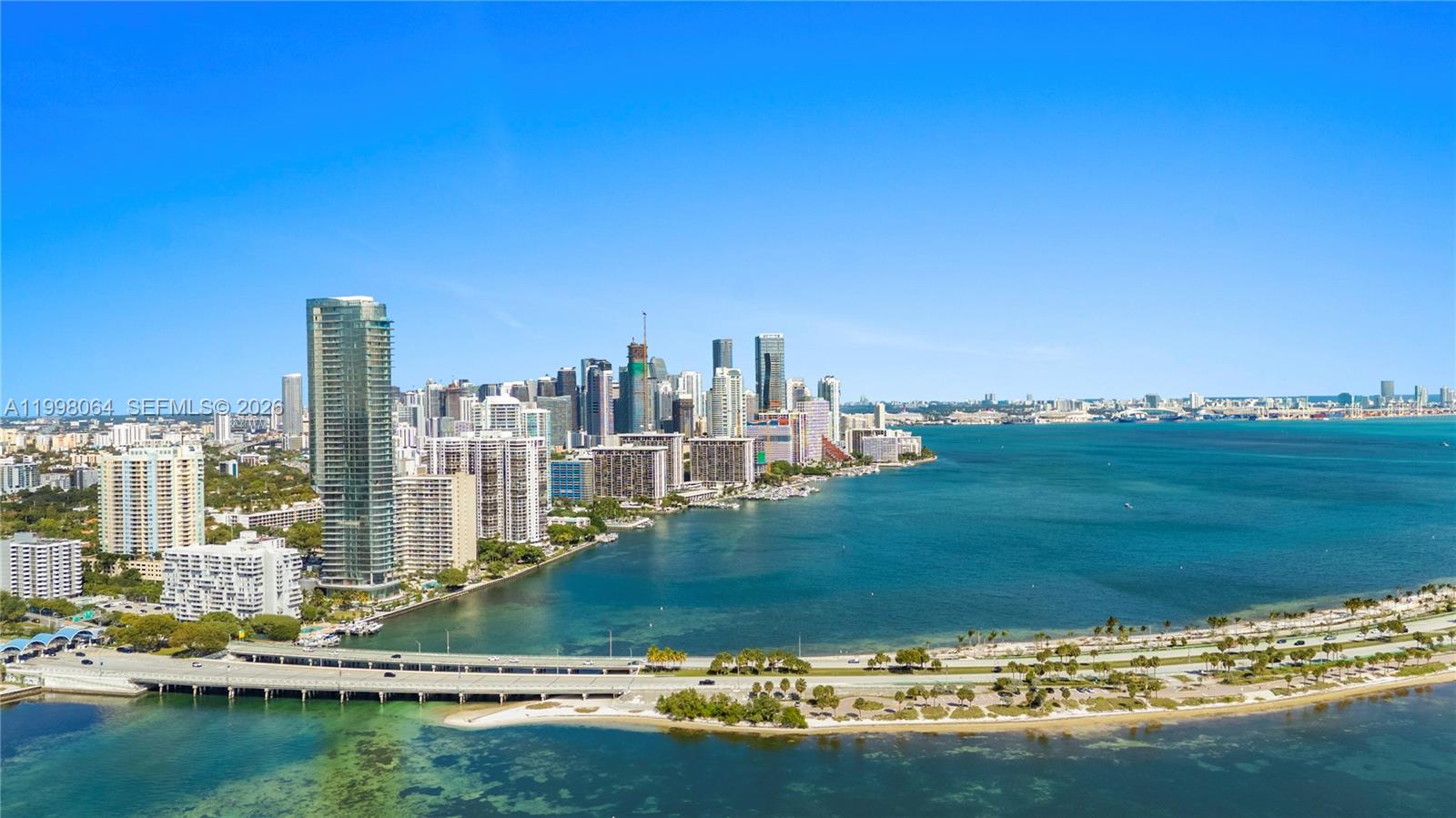 175 SE 25th Rd #2003 Miami, FL 33129