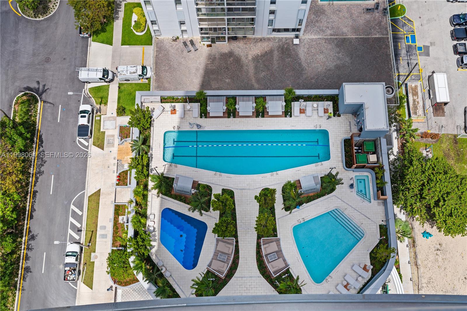 175 SE 25th Rd #2003 Miami, FL 33129