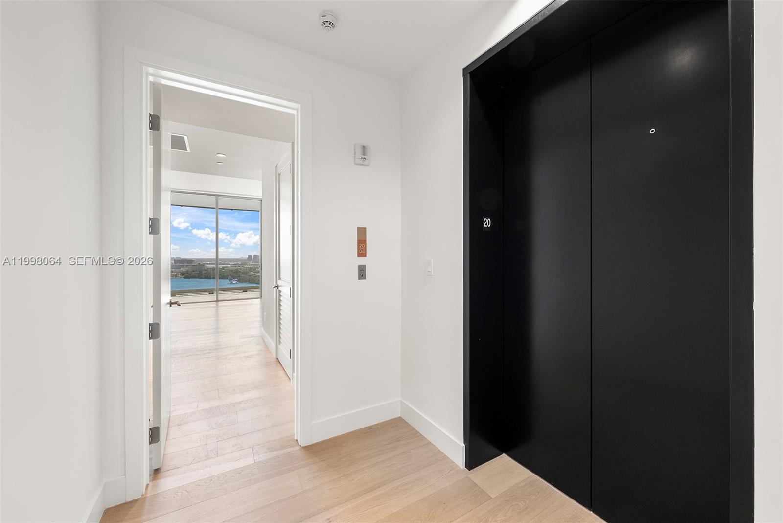 175 SE 25th Rd #2003 Miami, FL 33129