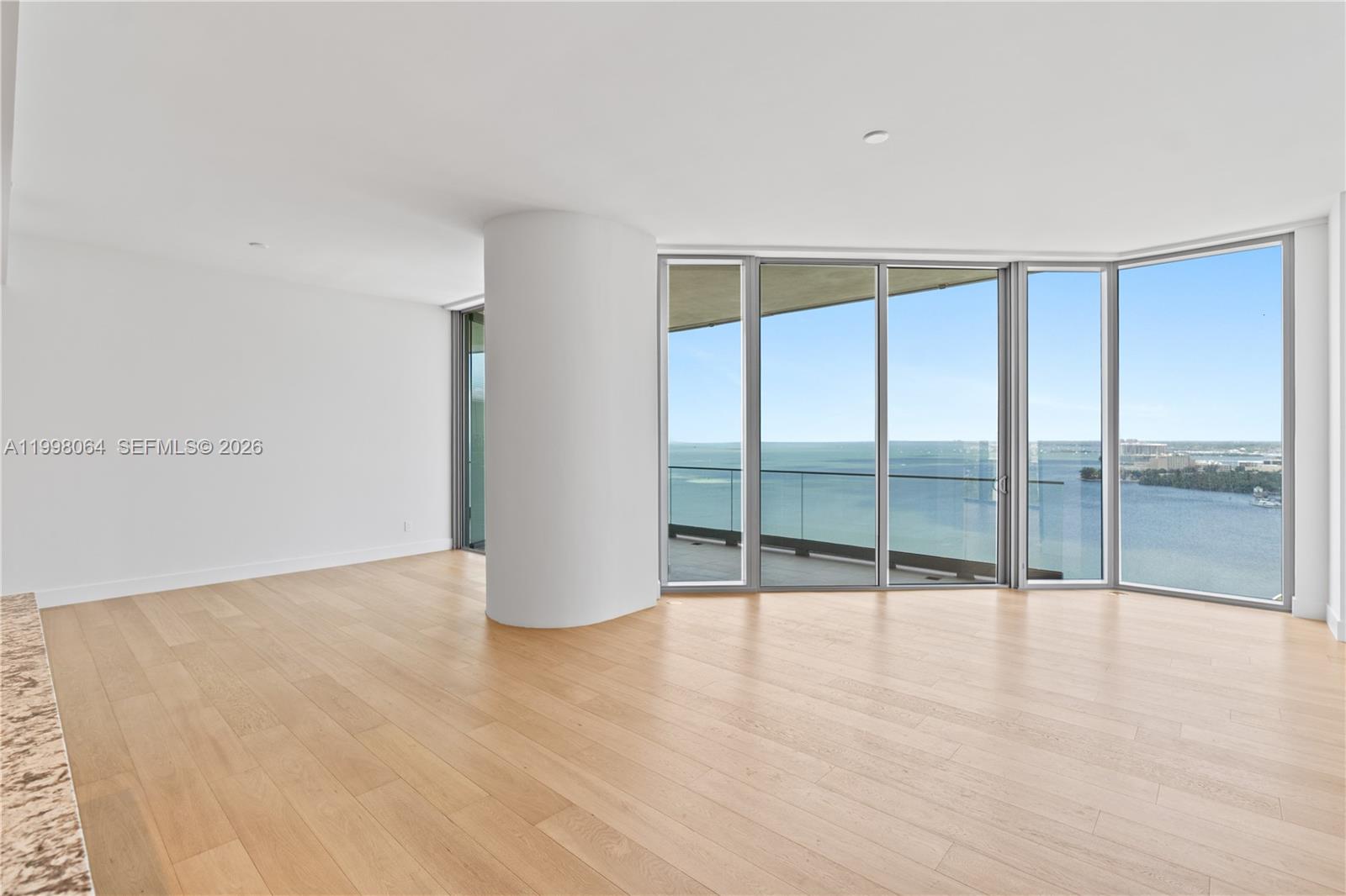 175 SE 25th Rd #2003 Miami, FL 33129