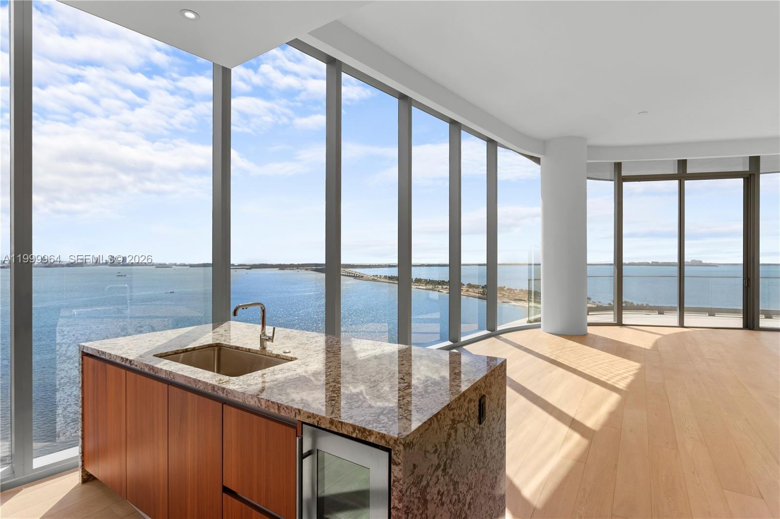 image Una Residences0