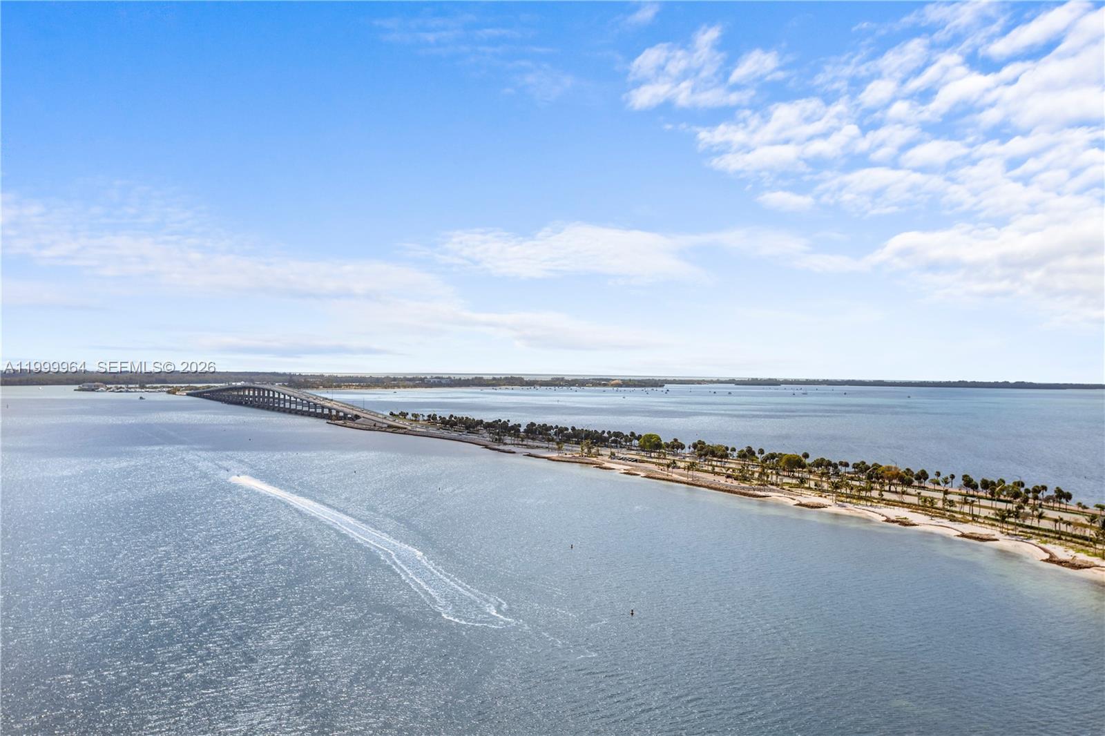 175 SE 25th Rd #1501 Miami, FL 33129