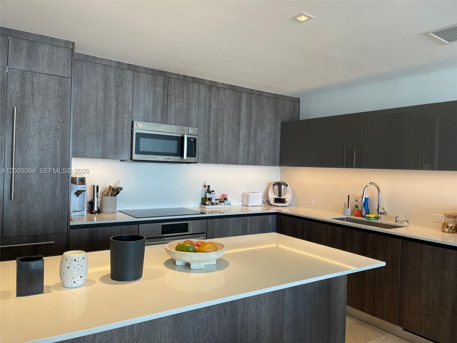 image Reach Brickell City Centre25