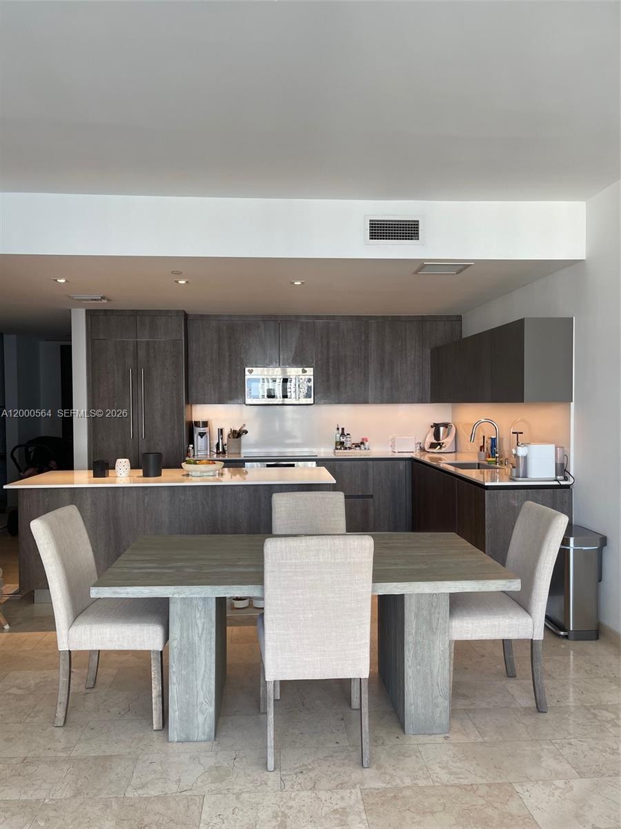 image Reach Brickell City Centre27