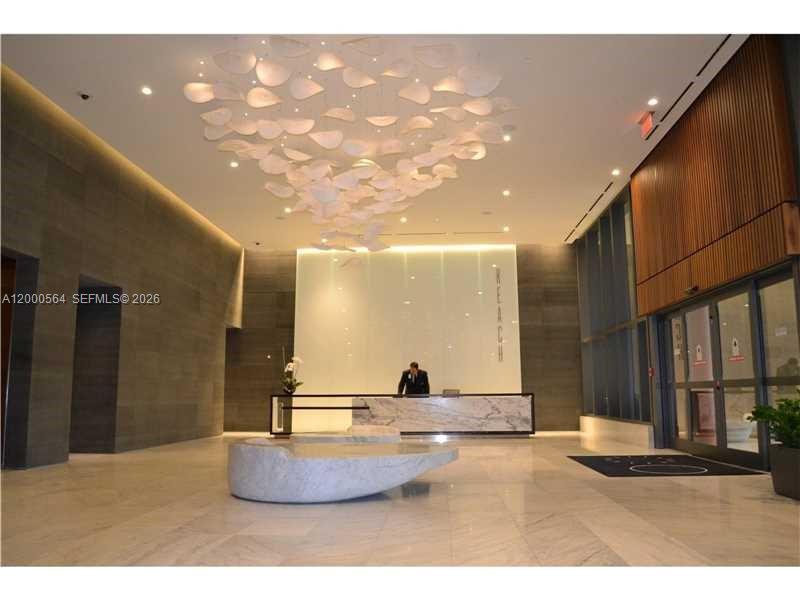 image Reach Brickell City Centre3