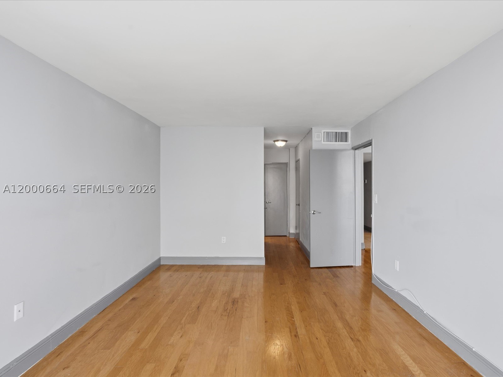1228 West Ave #1506 Miami Beach, FL 33139