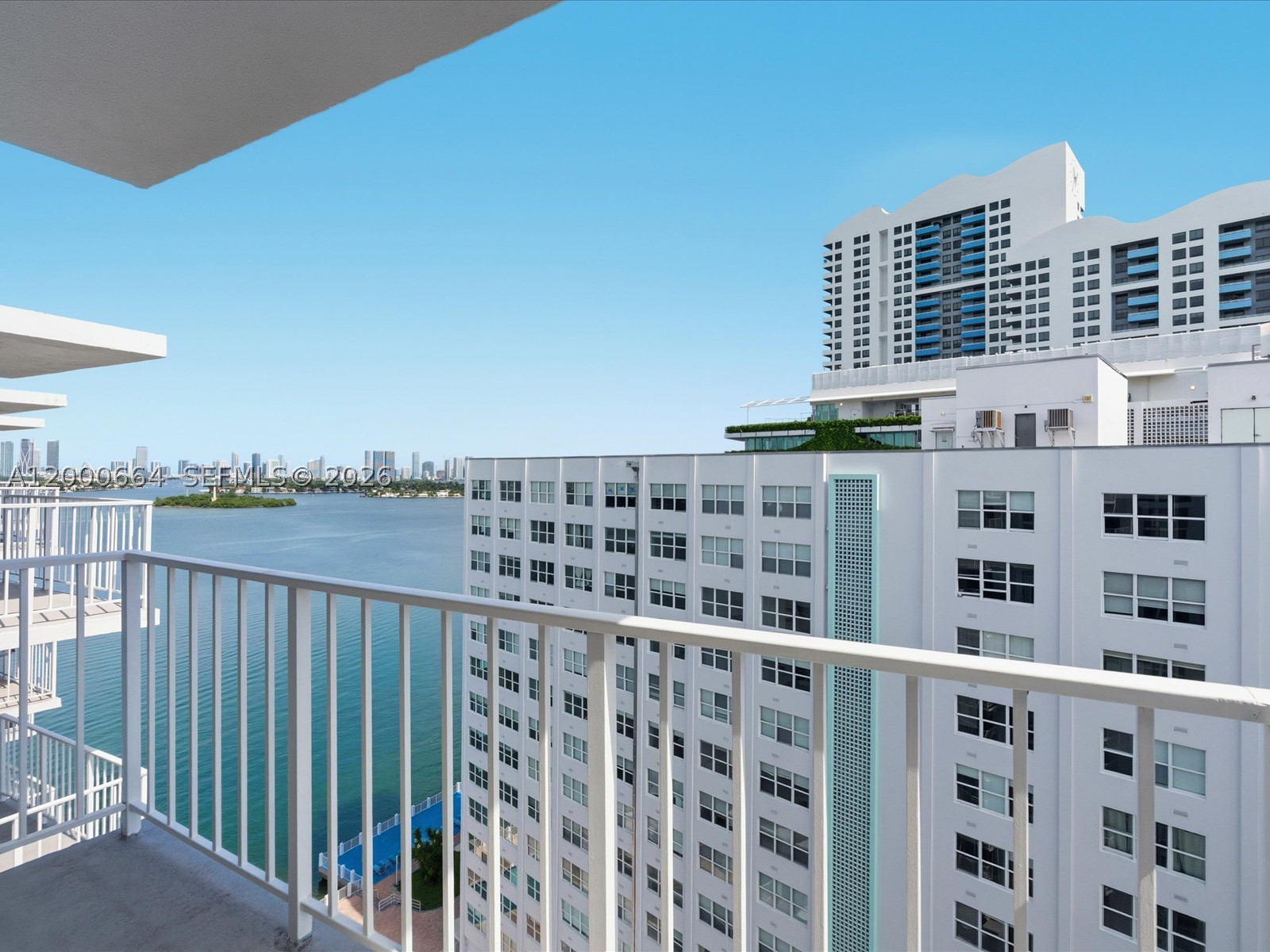 1228 West Ave #1506 Miami Beach, FL 33139