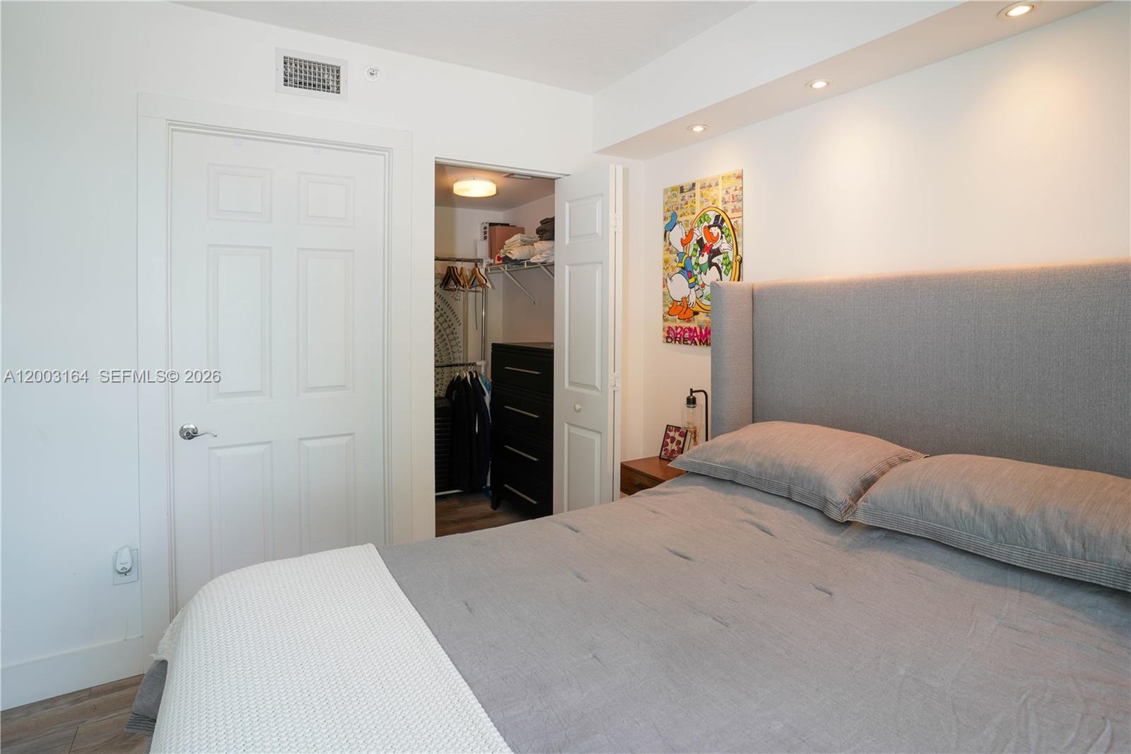 3370 Hidden Bay Dr #213 Aventura, FL 33180