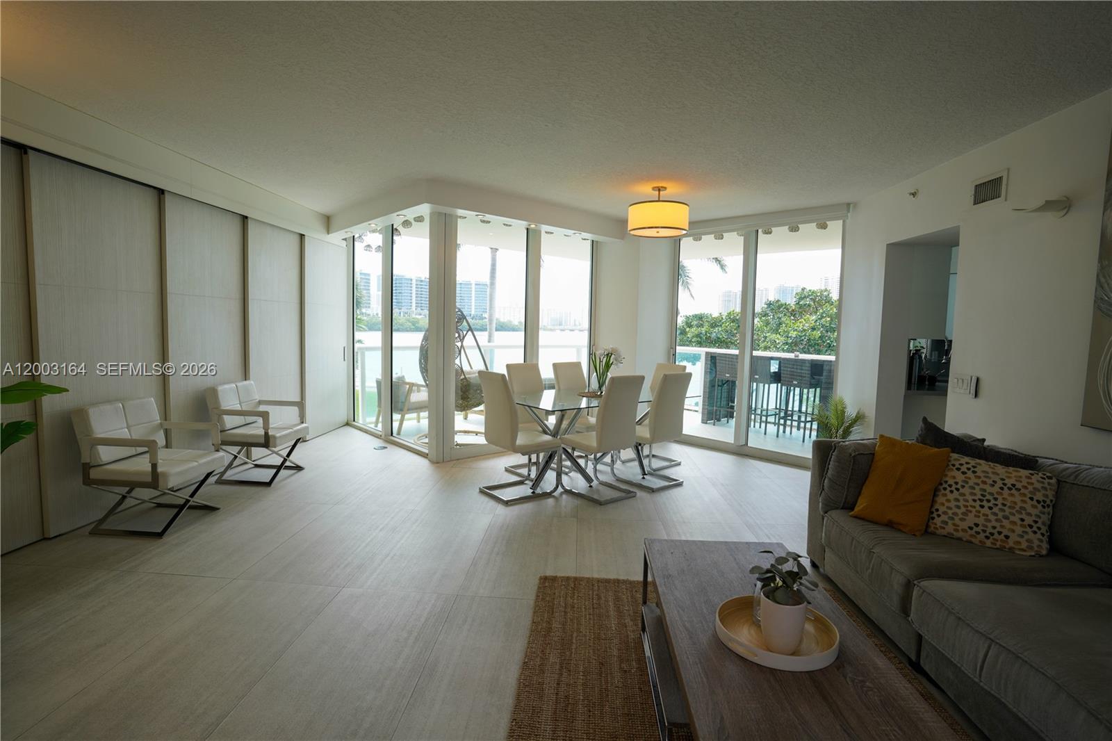 3370 Hidden Bay Dr #213 Aventura, FL 33180