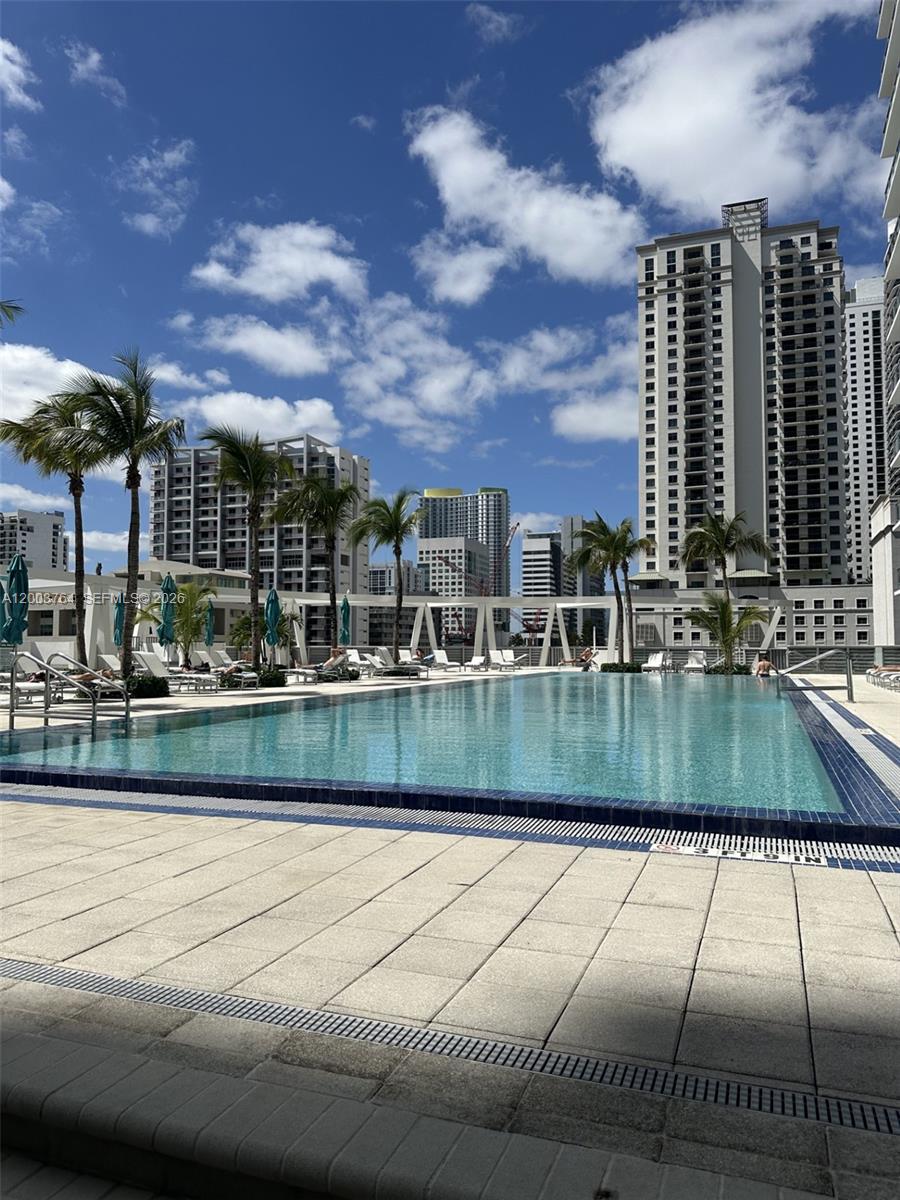 image Axis on Brickell South12
