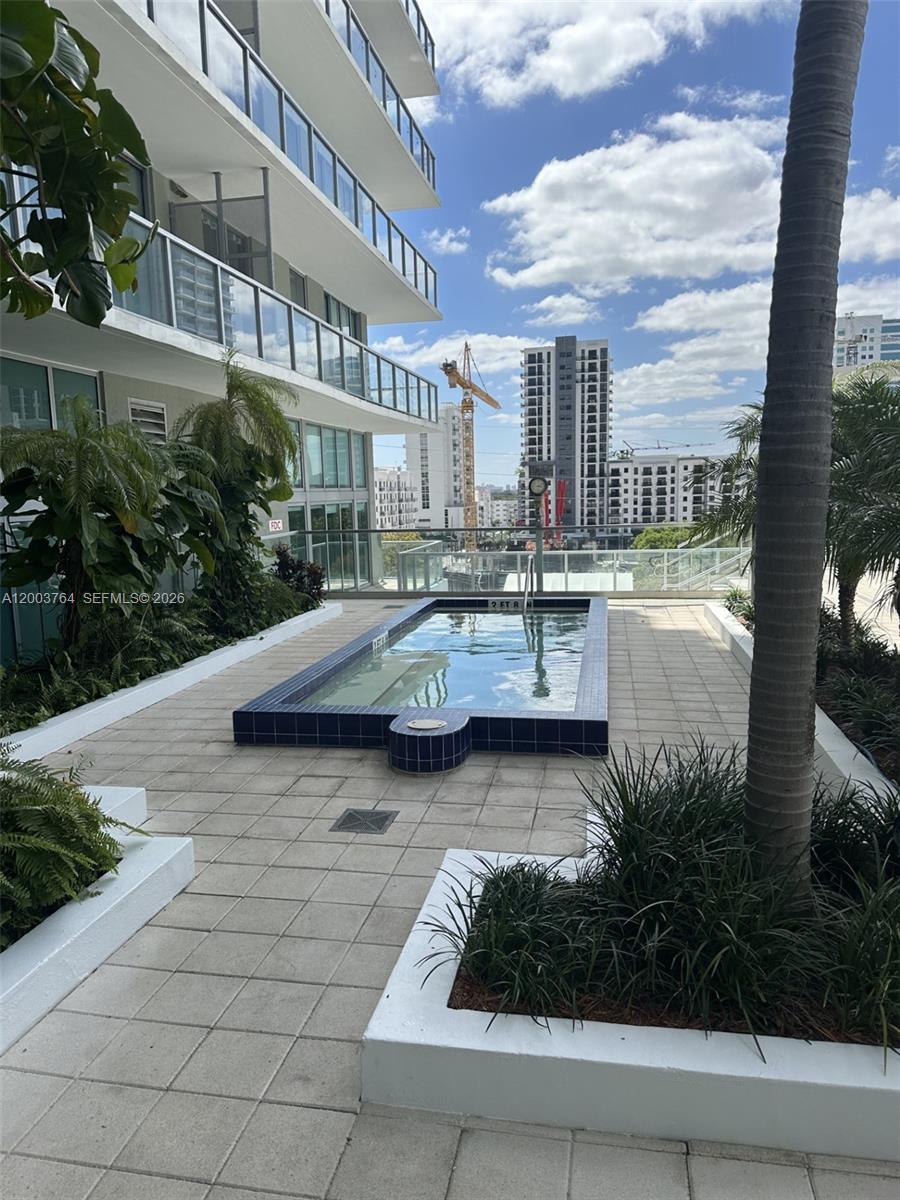 image Axis on Brickell South14
