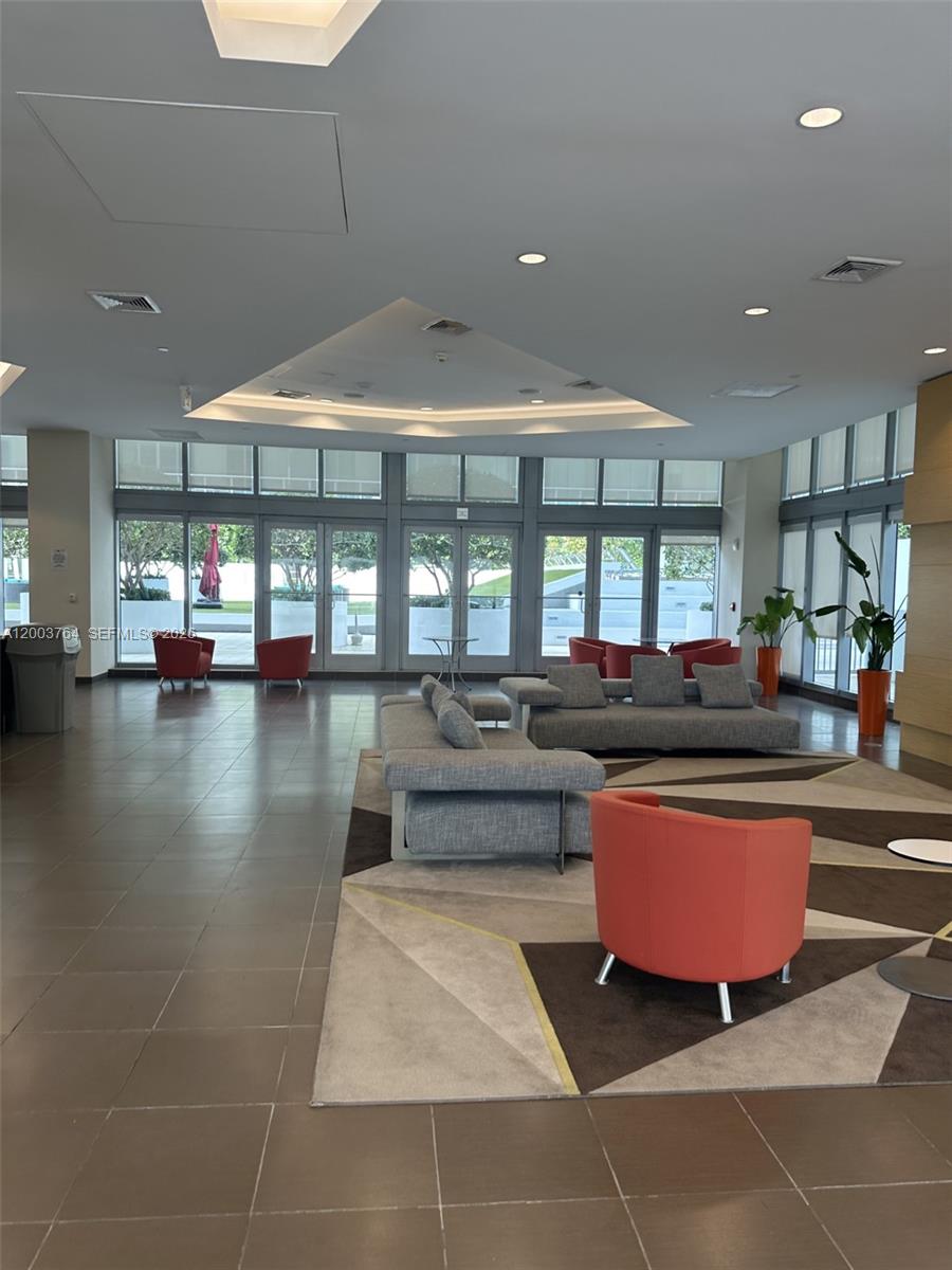 image Axis on Brickell South28