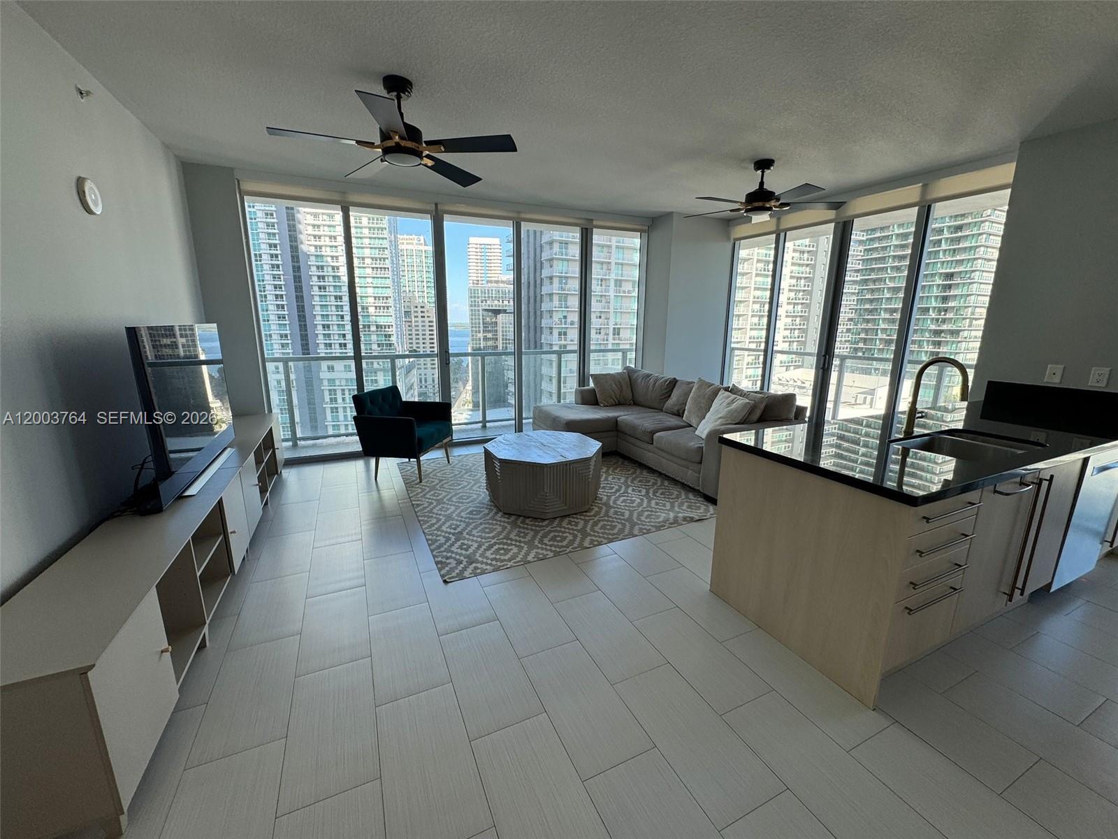 image Axis on Brickell South3