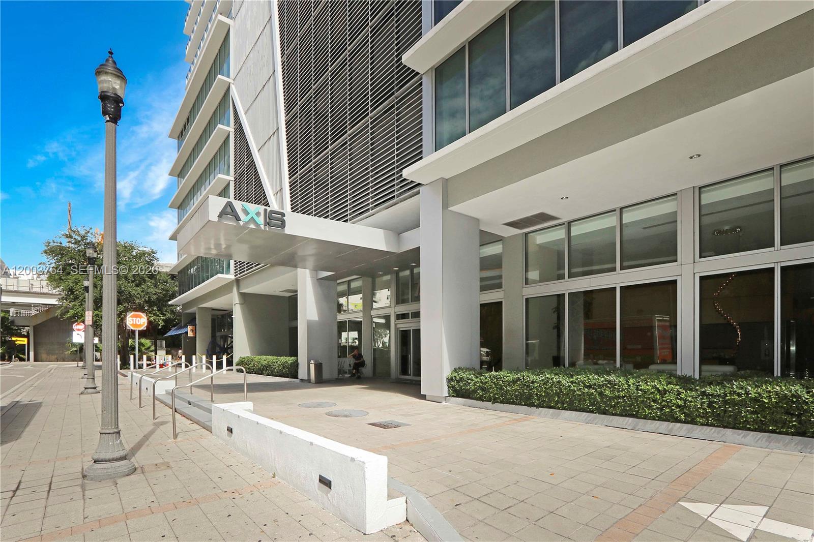 image Axis on Brickell South44