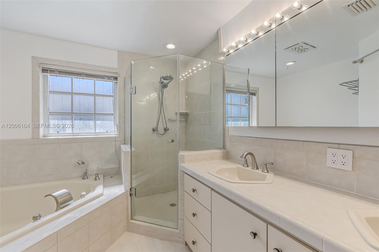 866 NE 99th St Miami Shores, FL 33138