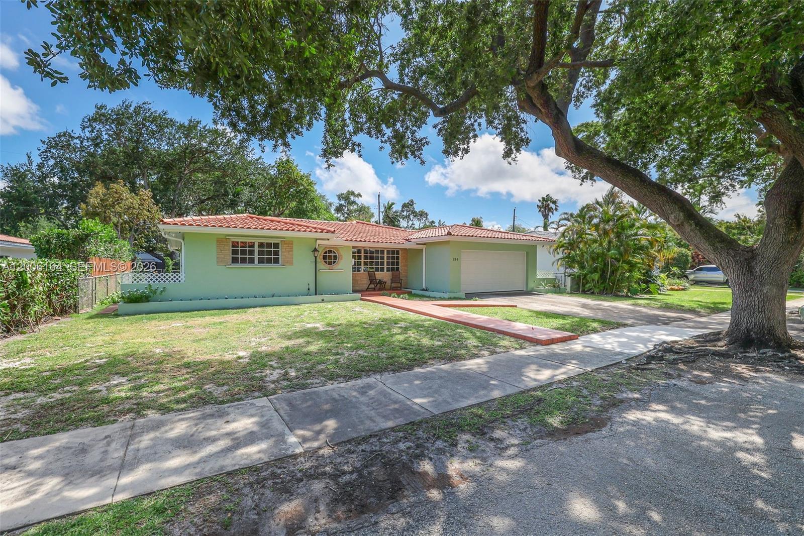 866 NE 99th St Miami Shores, FL 33138