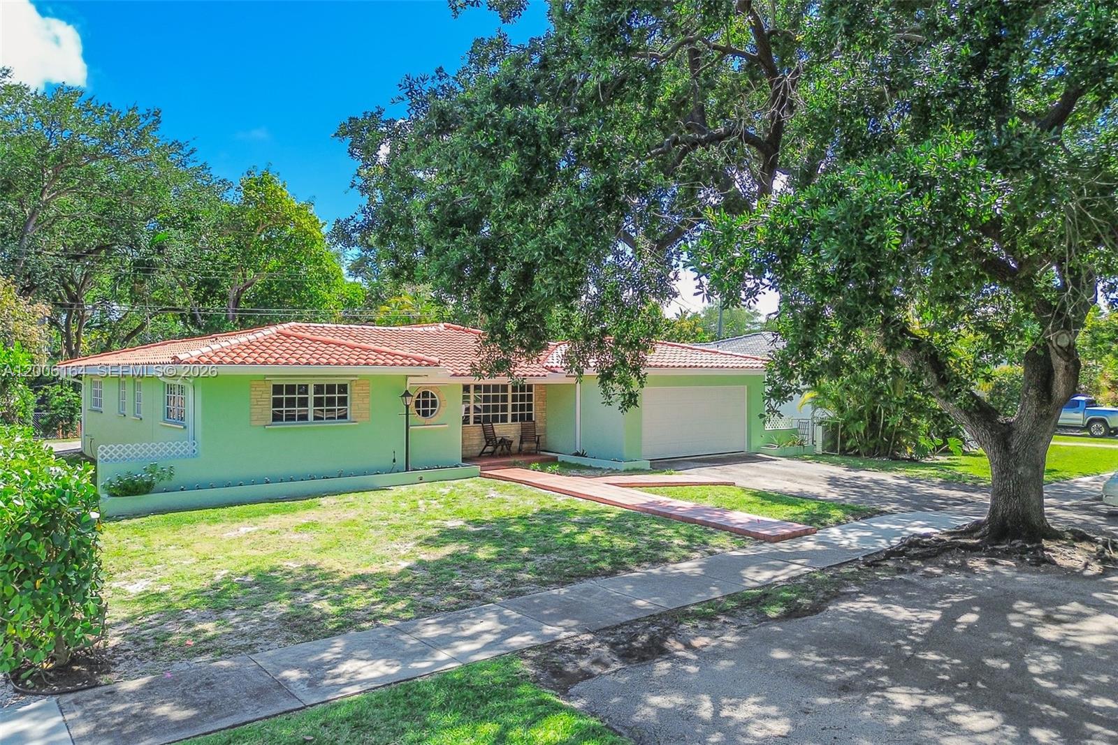 866 NE 99th St Miami Shores, FL 33138