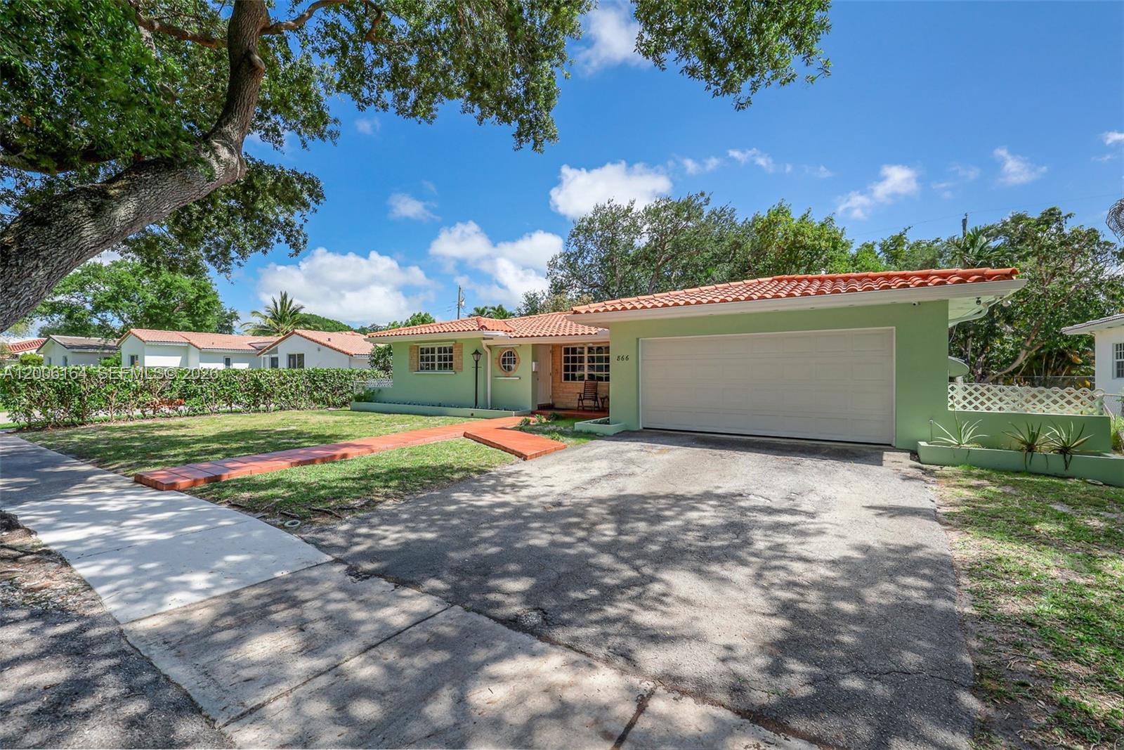 866 NE 99th St Miami Shores, FL 33138