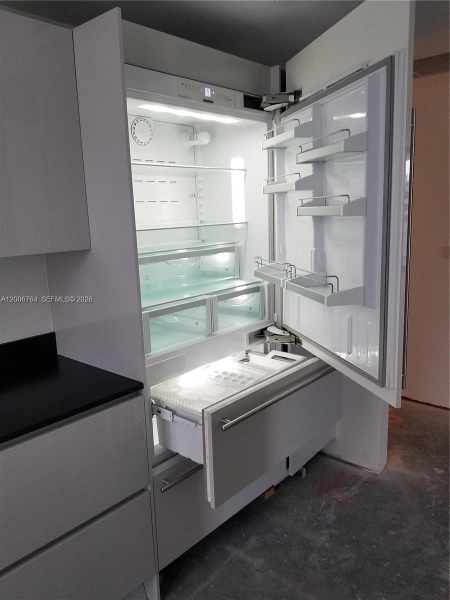 image 1010 Brickell10