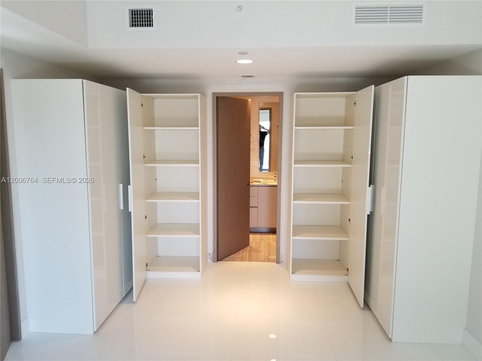 image 1010 Brickell12