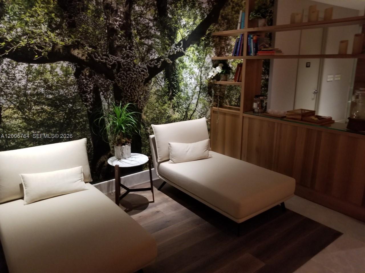 image 1010 Brickell33