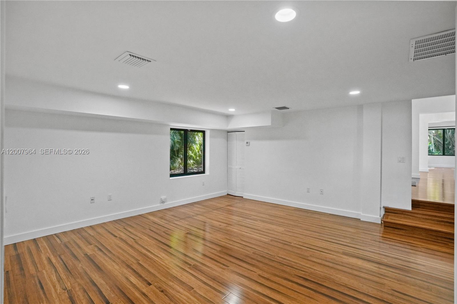 476 NE 119th St Biscayne Park, FL 33161