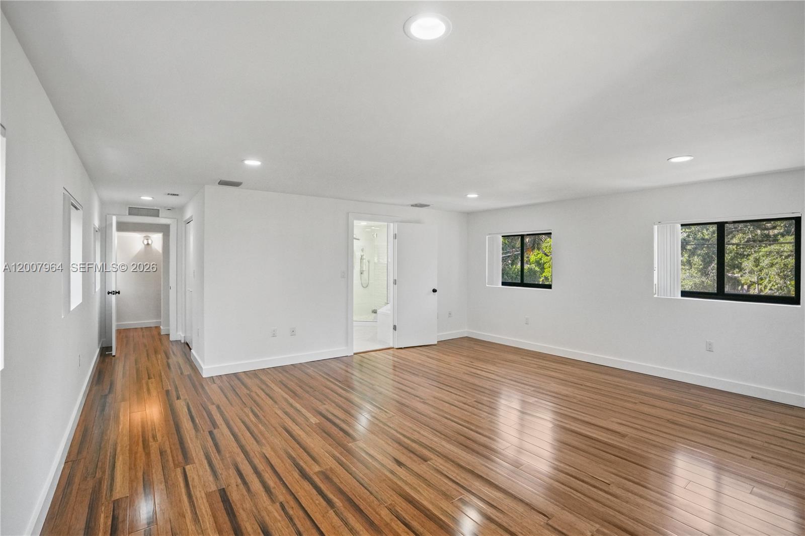 476 NE 119th St Biscayne Park, FL 33161