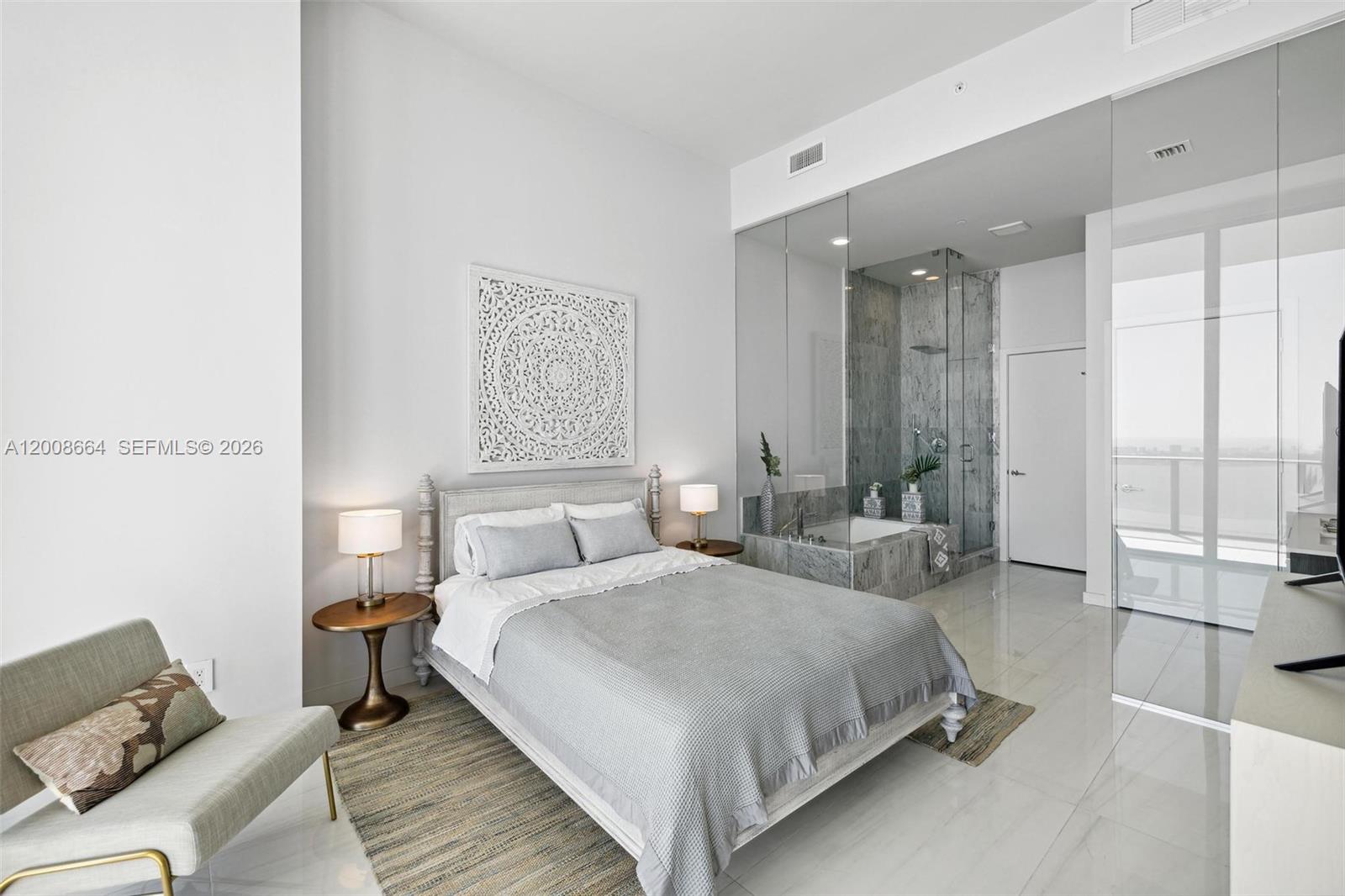 480 NE 31st St #PH5303 Miami, FL 33137