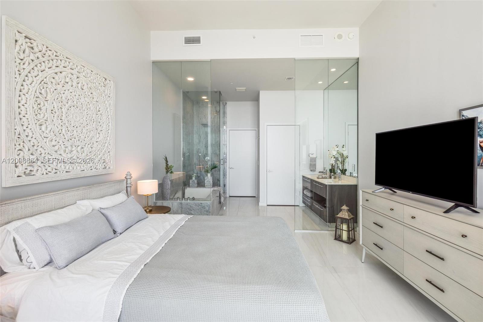 480 NE 31st St #PH5303 Miami, FL 33137