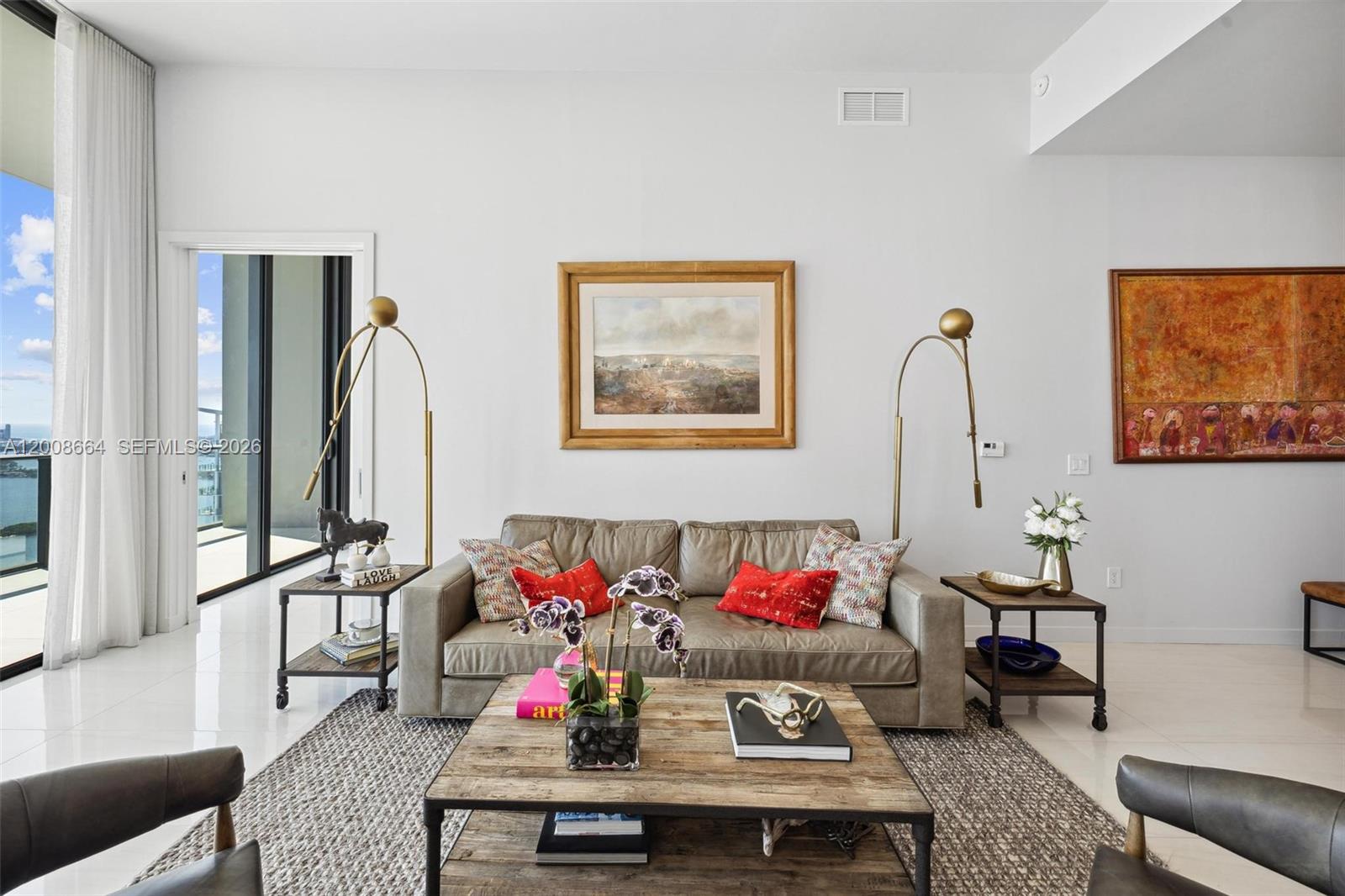 480 NE 31st St #PH5303 Miami, FL 33137