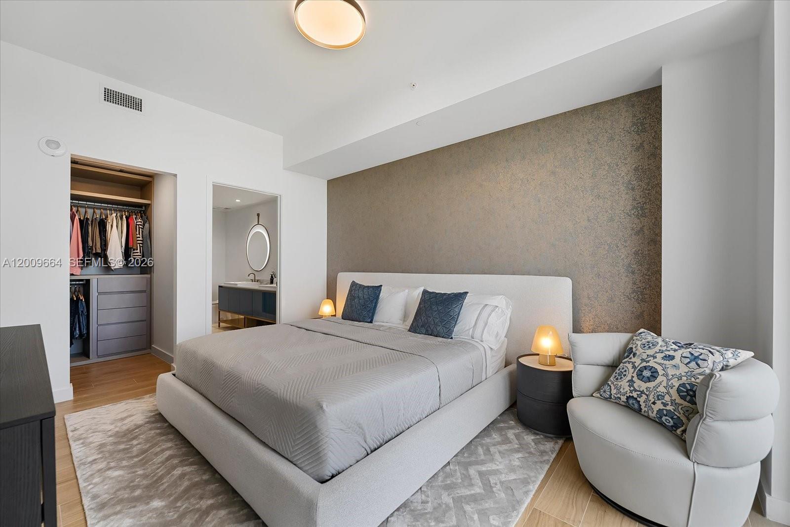 2678 Tigertail Ave #1703 Miami, FL 33133