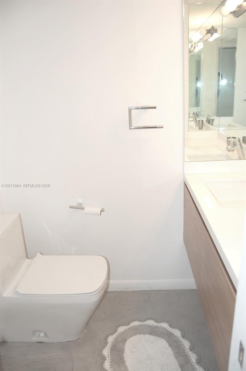 2301 Collins Ave #504 Miami Beach, FL 33139