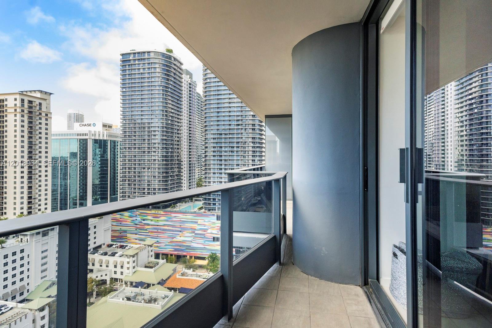 image Brickell Flatiron13