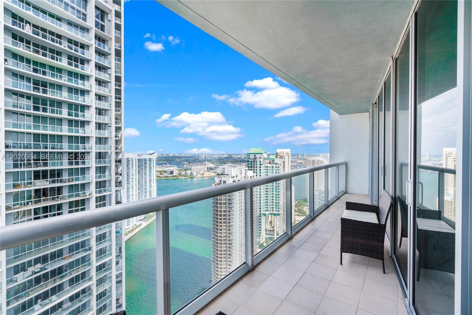 image Icon Brickell II14