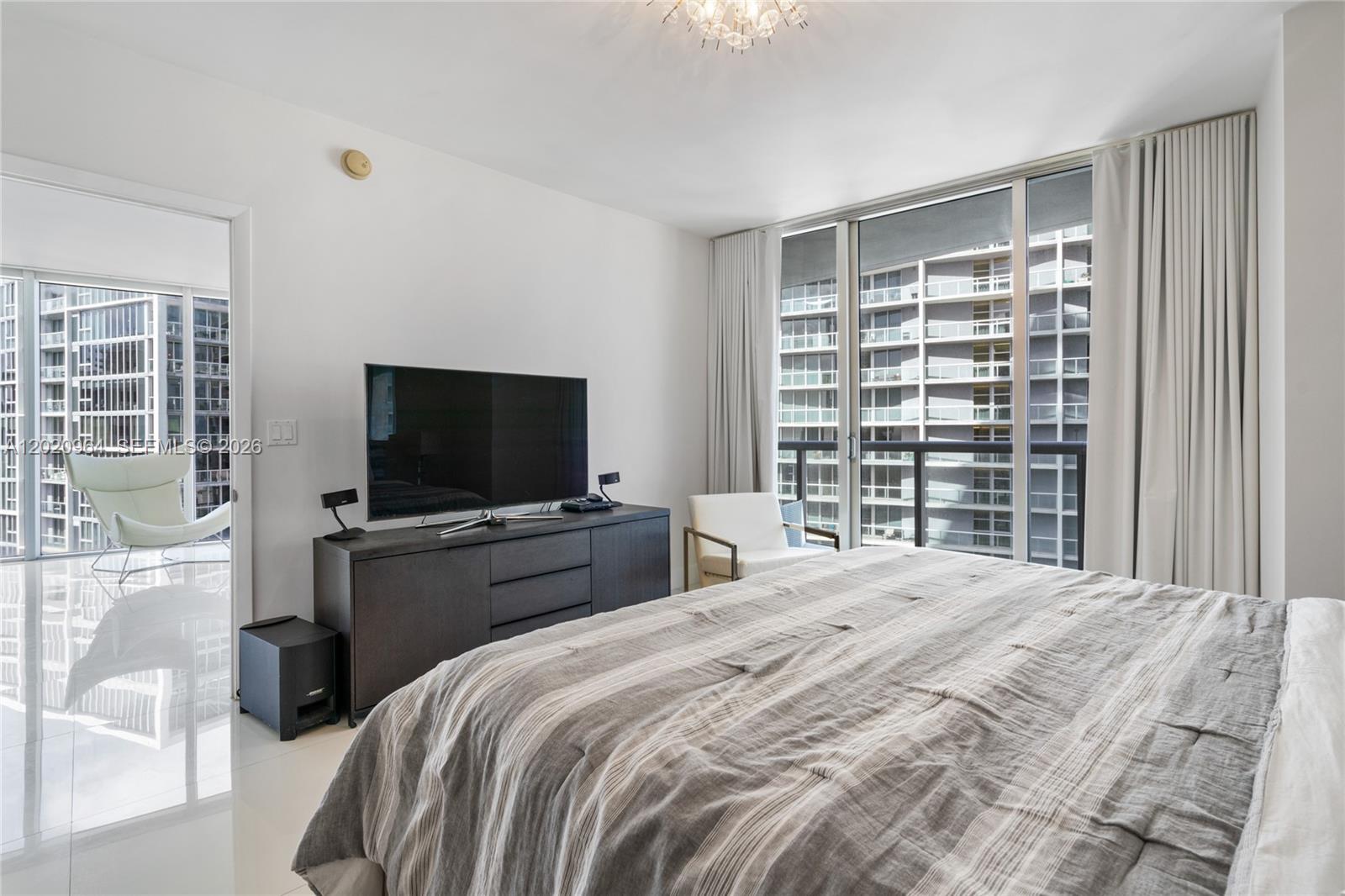 image Icon Brickell II18