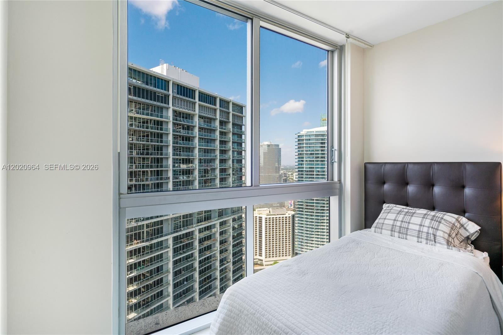 image Icon Brickell II27