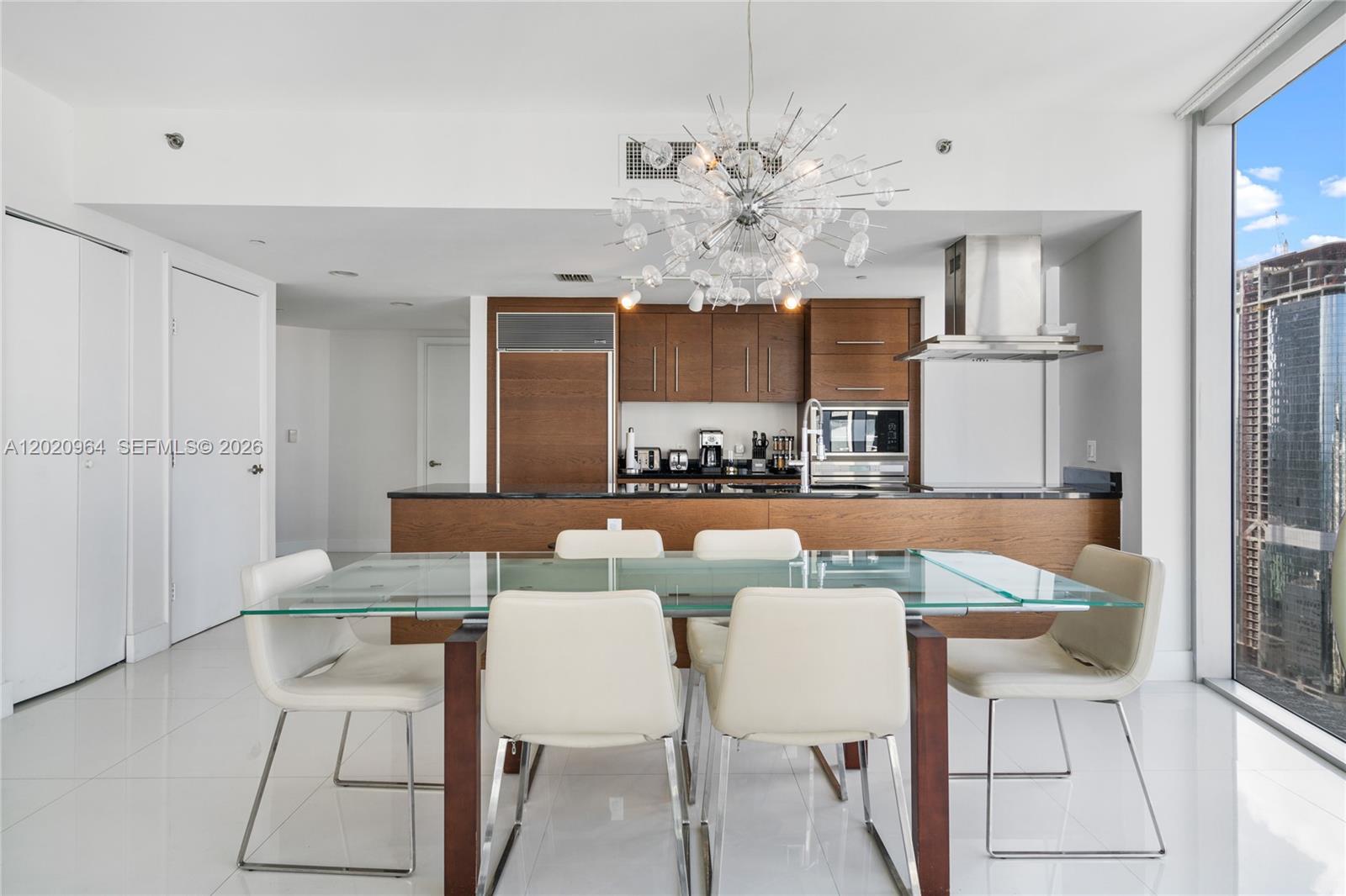 image Icon Brickell II6