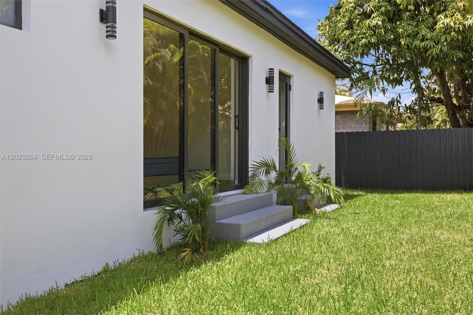 1911 SW 18th Ave Miami, FL 33145
